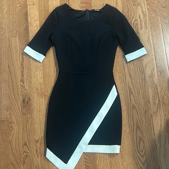 Lulus Women’s Black Mid Sleeve Dress Size Small - Picture 1 of 3